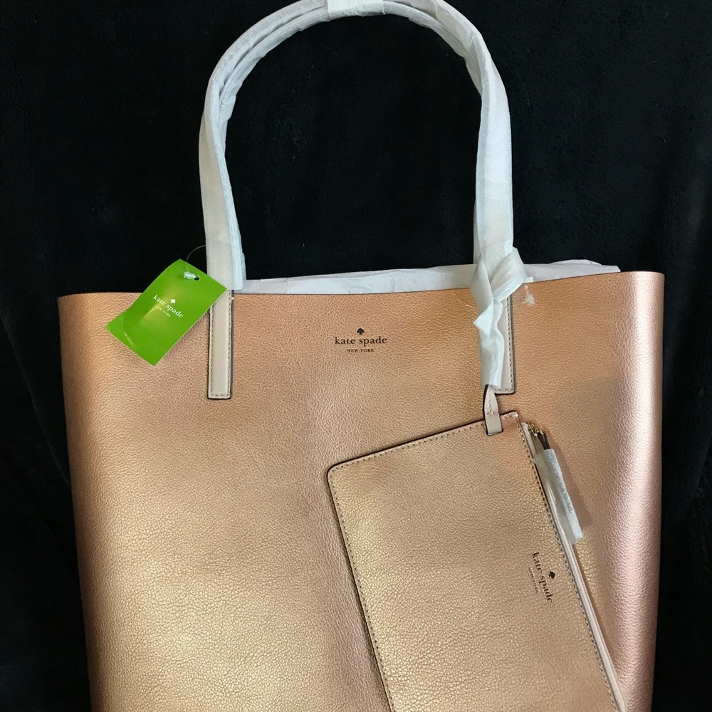 Kate Spade Arch Place Mya Reversible Tote NWT - Picture 7 of 8